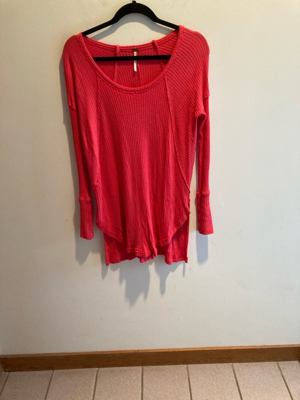 Free People Waffle-Knit pit pit 19” stretches 22”. Scoop Top in Coral Pink.